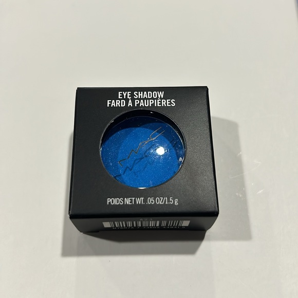 NWT MAC Cosmetics Satin Eye Shadow in Triennial Wave - Picture 3 of 5